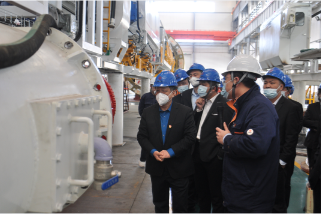 濟(jì)南連心物業(yè)組織管理人員參觀濟(jì)南重工盾構(gòu)機(jī)總裝車間、濟(jì)南中央商務(wù)區(qū)