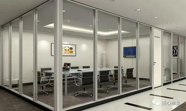 連心物業(yè)緊跟重汽工作步伐，打造專業(yè)化物業(yè)服務(wù)新形象