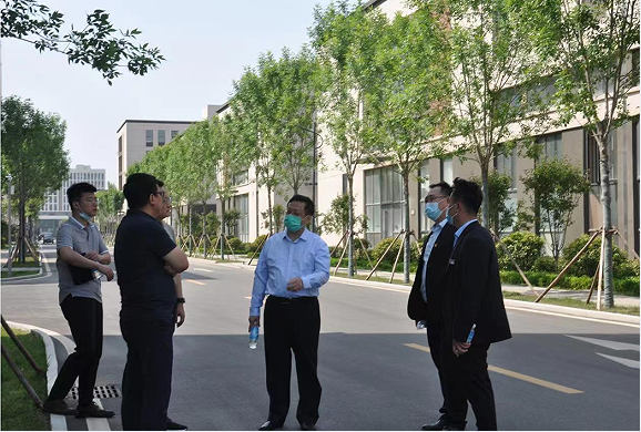 浪潮智慧物業(yè)領(lǐng)導到濟南連心物業(yè)參觀交流項目管理工作