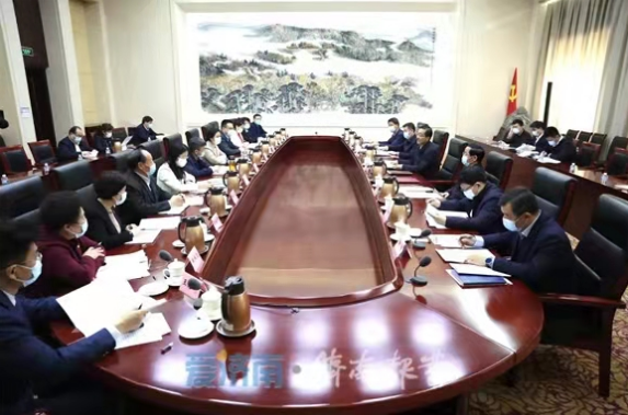 連心物業(yè)董事長王宏勇參加市黨代會報(bào)告征求意見座談會