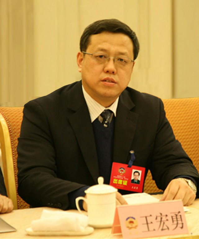 選擇“連心”就是選擇放心——記濟(jì)南市政協(xié)委員，濟(jì)南連心物業(yè)有限公司黨支部書記、董事長(zhǎng)王宏勇