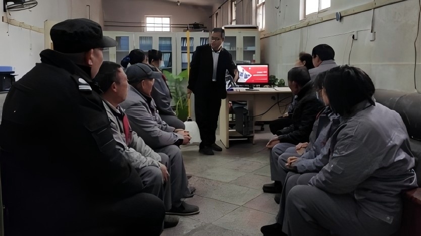 濟(jì)南連心物業(yè)駐電力設(shè)備公司項(xiàng)目舉辦員工禮儀禮貌培訓(xùn)