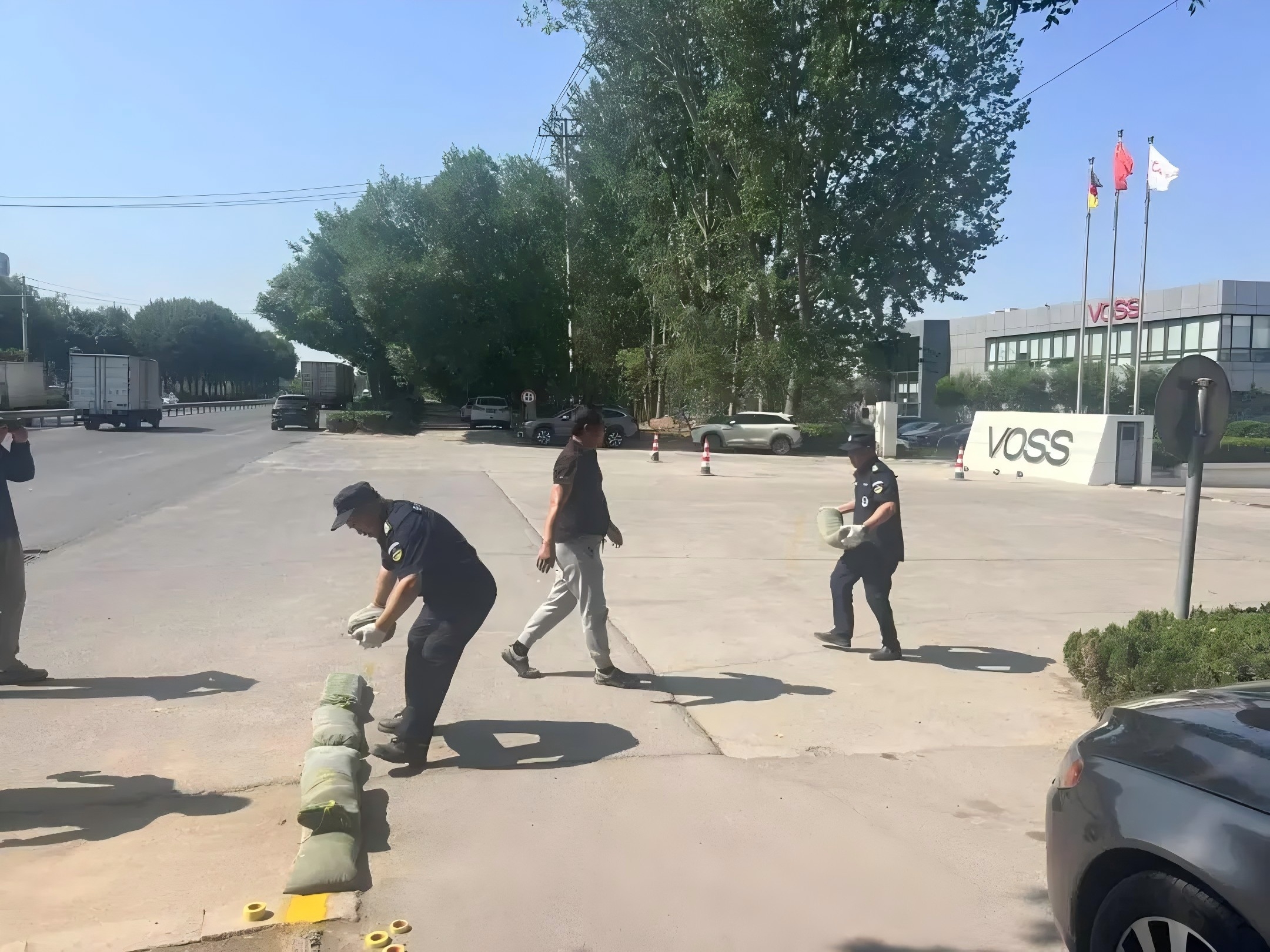 濟(jì)南連心物業(yè)駐福士汽車零部件（濟(jì)南）有限公司項(xiàng)目開展綜合應(yīng)急演練